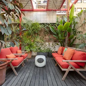 Praktik Garden 2*, Барселона Испания